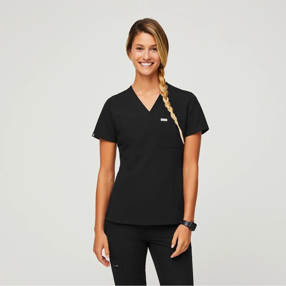 BNWT Figs SLIM Catarina Scrub Top Black Sz Small